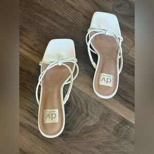 Dolce Vita Strappy Heeled Sandals – Size 9.5 – NEW